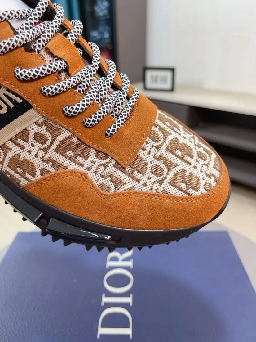 Ex-factory price 438🌹🌹【Dior】Best-selling model, world premiere on official website🔝High-end brand of men's shoes, latest series on official website: The upper is made of imported cowhide with specially designed fabrics➕Mesh breathable lining. Make walking more convenient and comfortable! Compared with the official quality, Midea’s 1:1 replica. Create a fashionable personality to set off your uniqueness! A must-have for trendy men! Classic style. Men's sizes: 38-44.